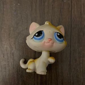 Littlest pet shop cat